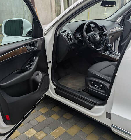 Белый Ауди Ку 5, объемом двигателя 1.98 л и пробегом 233 тыс. км за 15399 $, фото 13 на Automoto.ua