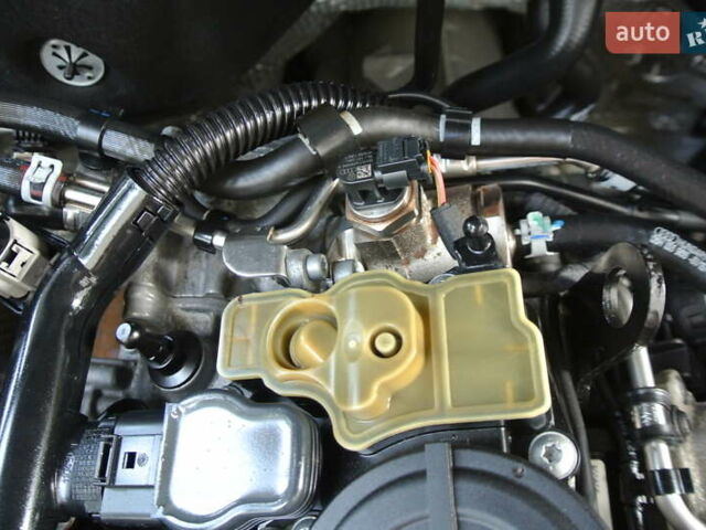 Белый Ауди Ку 5, объемом двигателя 1.98 л и пробегом 146 тыс. км за 17900 $, фото 60 на Automoto.ua