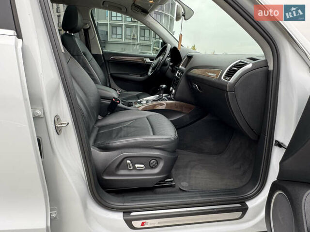 Белый Ауди Ку 5, объемом двигателя 3 л и пробегом 179 тыс. км за 17900 $, фото 29 на Automoto.ua