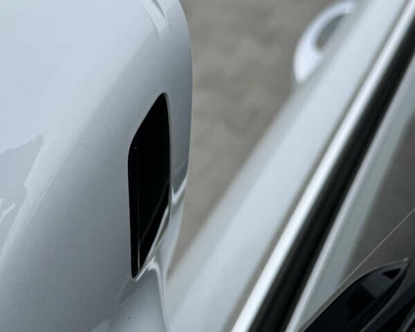 Белый Ауди Ку 5, объемом двигателя 3 л и пробегом 179 тыс. км за 17900 $, фото 12 на Automoto.ua