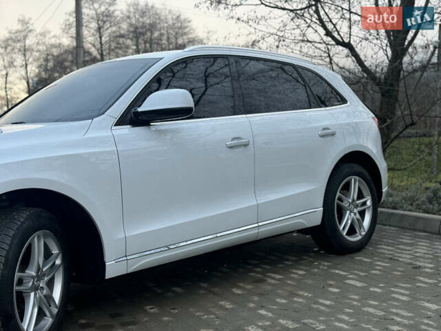 Білий Ауді Ку 5, об'ємом двигуна 1.98 л та пробігом 130 тис. км за 16950 $, фото 11 на Automoto.ua