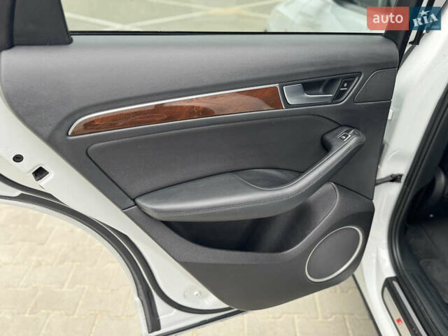 Белый Ауди Ку 5, объемом двигателя 3 л и пробегом 179 тыс. км за 17900 $, фото 15 на Automoto.ua