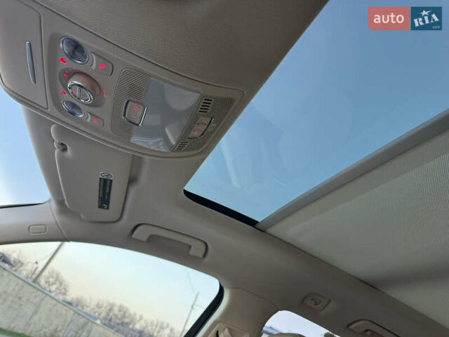 Білий Ауді Ку 5, об'ємом двигуна 2 л та пробігом 173 тис. км за 15700 $, фото 60 на Automoto.ua