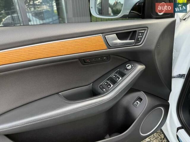 Белый Ауди Ку 5, объемом двигателя 2.97 л и пробегом 123 тыс. км за 20300 $, фото 24 на Automoto.ua