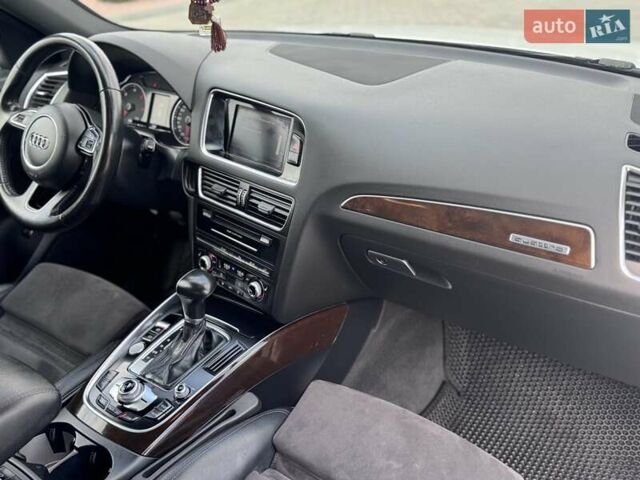 Білий Ауді Ку 5, об'ємом двигуна 1.97 л та пробігом 185 тис. км за 25500 $, фото 40 на Automoto.ua