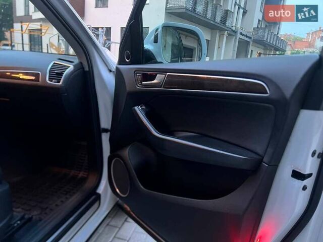 Белый Ауди Ку 5, объемом двигателя 1.98 л и пробегом 127 тыс. км за 15900 $, фото 10 на Automoto.ua