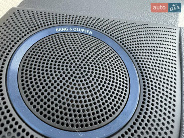 Білий Ауді Ку 5, об'ємом двигуна 2 л та пробігом 173 тис. км за 15700 $, фото 53 на Automoto.ua