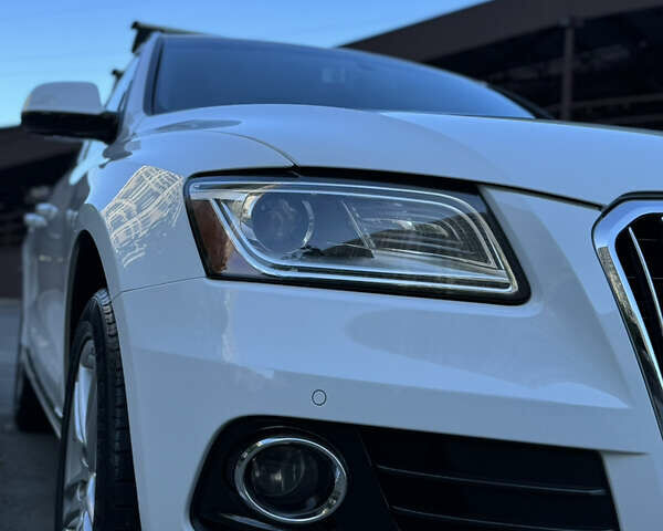 Белый Ауди Ку 5, объемом двигателя 1.98 л и пробегом 108 тыс. км за 19500 $, фото 8 на Automoto.ua