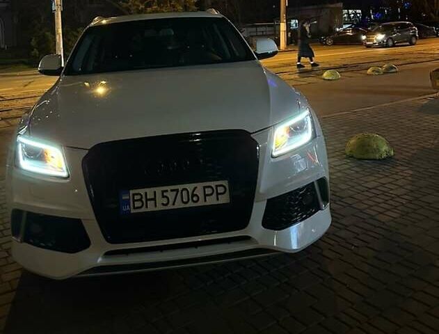 Белый Ауди Ку 5, объемом двигателя 1.98 л и пробегом 99 тыс. км за 19000 $, фото 3 на Automoto.ua