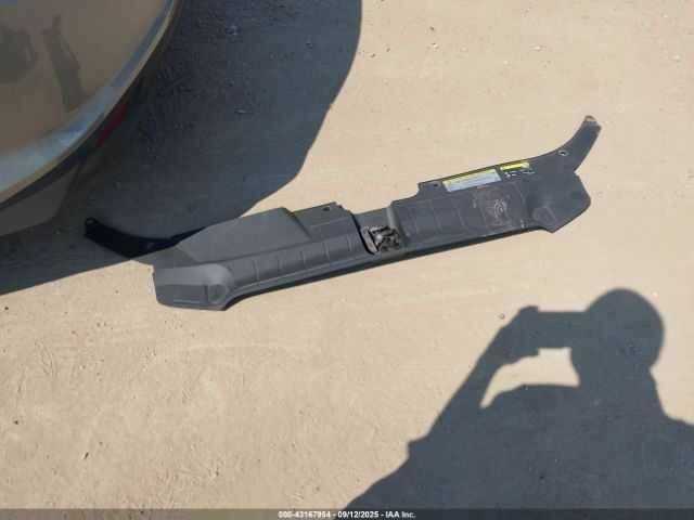 Білий Ауді Ку 5, об'ємом двигуна 2 л та пробігом 90 тис. км за 2200 $, фото 11 на Automoto.ua