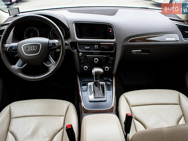 Белый Ауди Ку 5, объемом двигателя 1.98 л и пробегом 99 тыс. км за 15800 $, фото 57 на Automoto.ua