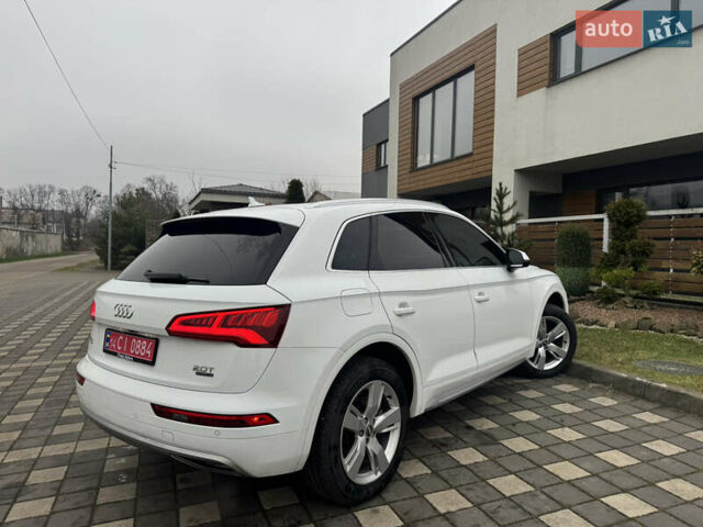 Білий Ауді Ку 5, об'ємом двигуна 2 л та пробігом 185 тис. км за 20990 $, фото 10 на Automoto.ua