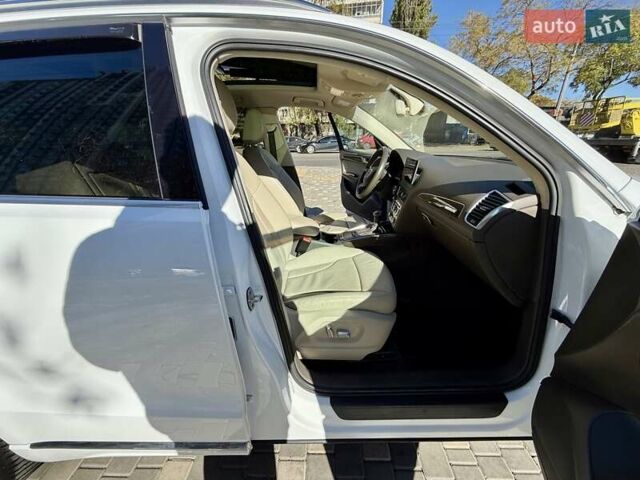 Білий Ауді Ку 5, об'ємом двигуна 1.98 л та пробігом 191 тис. км за 17800 $, фото 48 на Automoto.ua