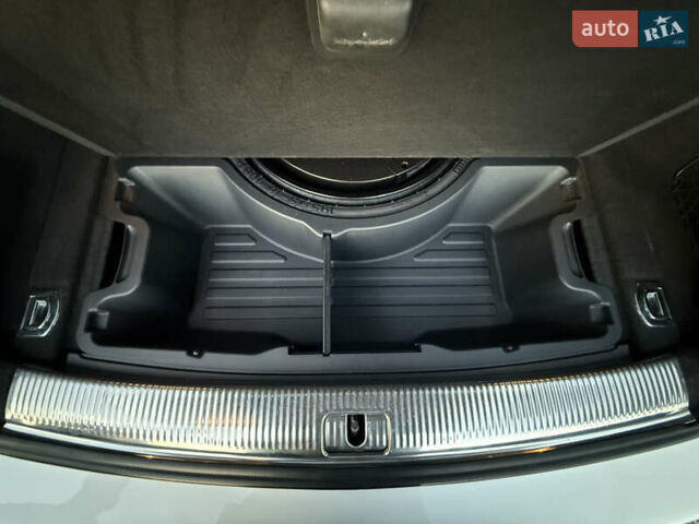 Білий Ауді Ку 5, об'ємом двигуна 2 л та пробігом 137 тис. км за 16850 $, фото 49 на Automoto.ua