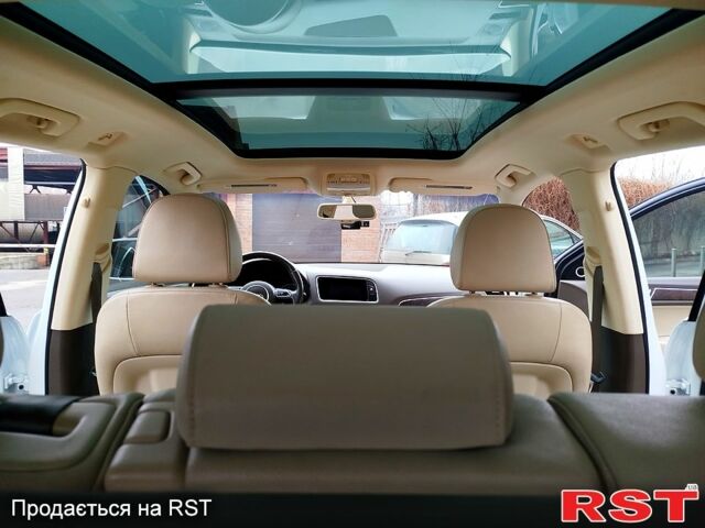 Білий Ауді Ку 5, об'ємом двигуна 3 л та пробігом 220 тис. км за 17999 $, фото 5 на Automoto.ua