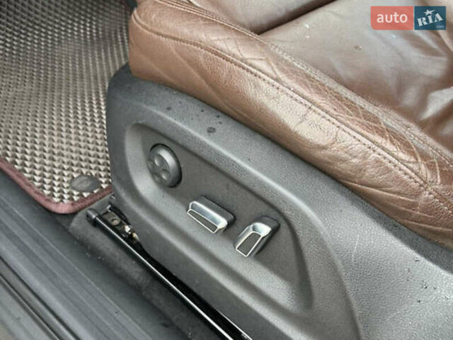 Белый Ауди Ку 5, объемом двигателя 1.98 л и пробегом 152 тыс. км за 15300 $, фото 9 на Automoto.ua