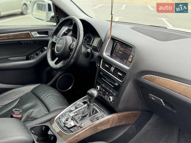 Белый Ауди Ку 5, объемом двигателя 3 л и пробегом 179 тыс. км за 17900 $, фото 26 на Automoto.ua