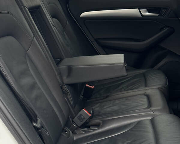 Белый Ауди Ку 5, объемом двигателя 1.98 л и пробегом 79 тыс. км за 16500 $, фото 40 на Automoto.ua