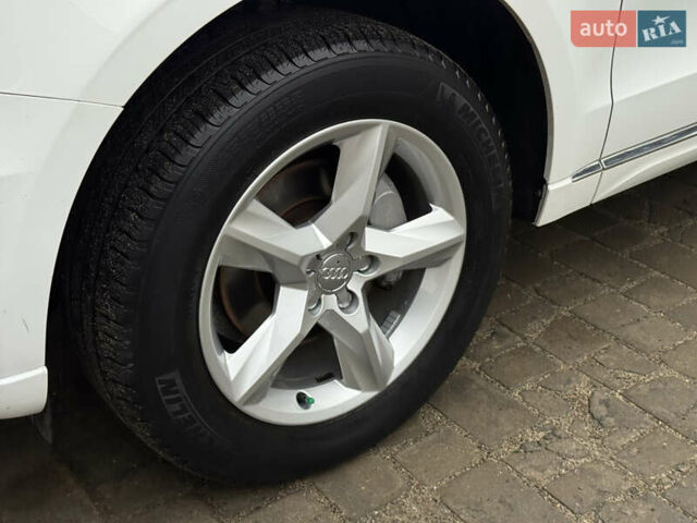 Белый Ауди Ку 5, объемом двигателя 2 л и пробегом 129 тыс. км за 15450 $, фото 25 на Automoto.ua