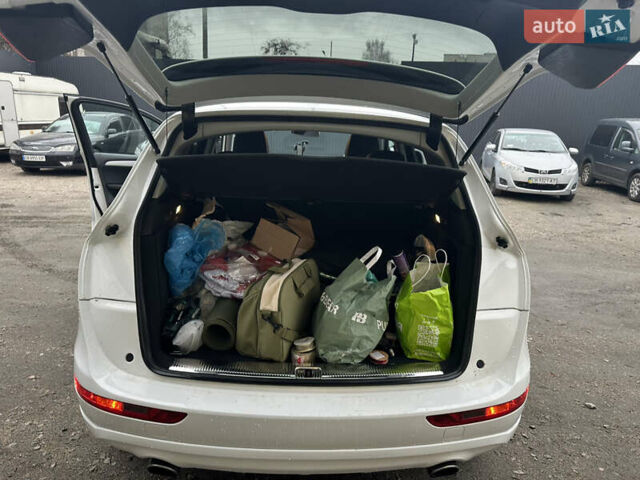 Белый Ауди Ку 5, объемом двигателя 2 л и пробегом 130 тыс. км за 17500 $, фото 37 на Automoto.ua