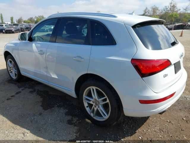 Білий Ауді Ку 5, об'ємом двигуна 2 л та пробігом 122 тис. км за 2900 $, фото 2 на Automoto.ua