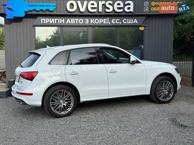 Белый Ауди Ку 5, объемом двигателя 2.97 л и пробегом 123 тыс. км за 20300 $, фото 10 на Automoto.ua