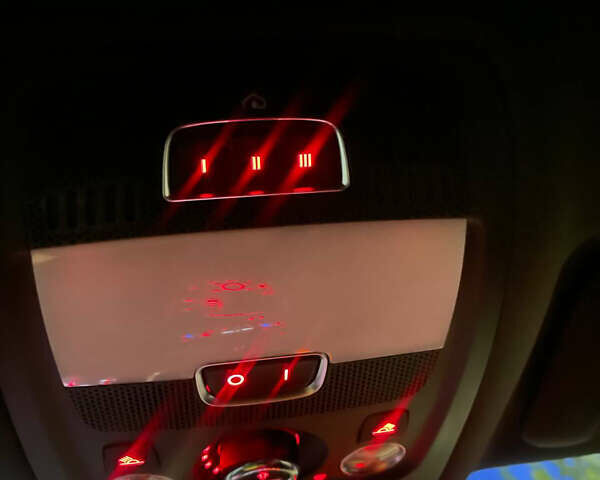 Белый Ауди Ку 5, объемом двигателя 1.98 л и пробегом 132 тыс. км за 20000 $, фото 19 на Automoto.ua