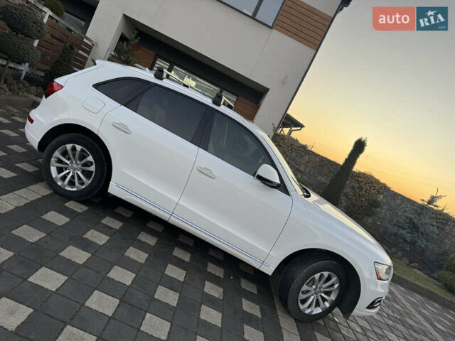 Білий Ауді Ку 5, об'ємом двигуна 2 л та пробігом 173 тис. км за 15700 $, фото 6 на Automoto.ua