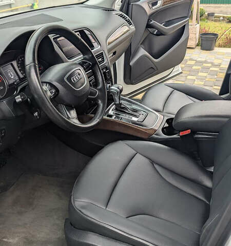 Белый Ауди Ку 5, объемом двигателя 1.98 л и пробегом 233 тыс. км за 15399 $, фото 11 на Automoto.ua