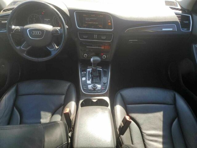 Белый Ауди Ку 5, объемом двигателя 2 л и пробегом 99 тыс. км за 2900 $, фото 7 на Automoto.ua