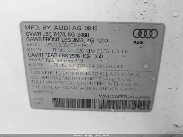 Белый Ауди Ку 5, объемом двигателя 2 л и пробегом 76 тыс. км за 4000 $, фото 8 на Automoto.ua