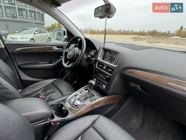 Белый Ауди Ку 5, объемом двигателя 3 л и пробегом 179 тыс. км за 17900 $, фото 27 на Automoto.ua