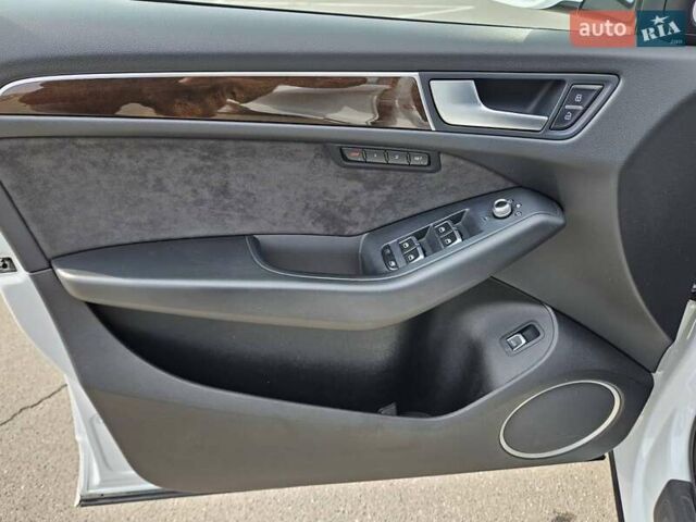 Білий Ауді Ку 5, об'ємом двигуна 1.98 л та пробігом 100 тис. км за 23400 $, фото 22 на Automoto.ua