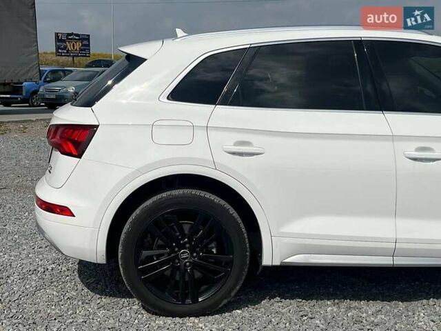 Белый Ауди Ку 5, объемом двигателя 2 л и пробегом 185 тыс. км за 24290 $, фото 8 на Automoto.ua