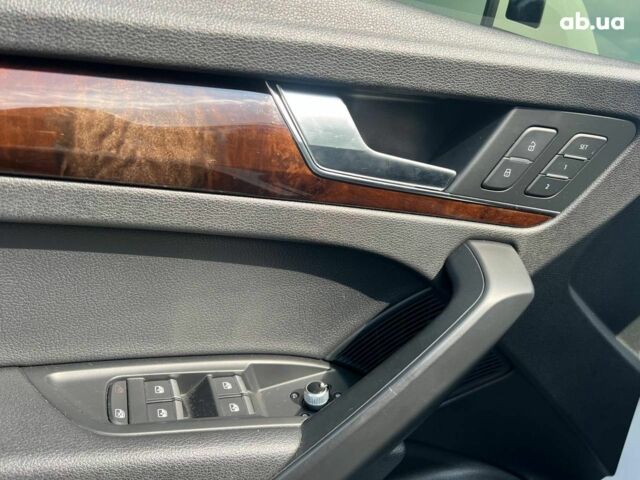 Білий Ауді Ку 5, об'ємом двигуна 2 л та пробігом 185 тис. км за 24290 $, фото 15 на Automoto.ua