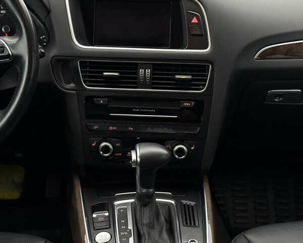 Білий Ауді Ку 5, об'ємом двигуна 2 л та пробігом 137 тис. км за 16850 $, фото 48 на Automoto.ua