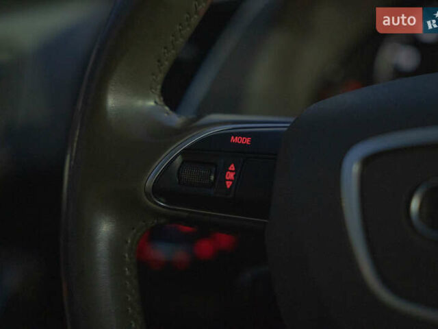 Білий Ауді Ку 5, об'ємом двигуна 1.98 л та пробігом 124 тис. км за 18900 $, фото 25 на Automoto.ua