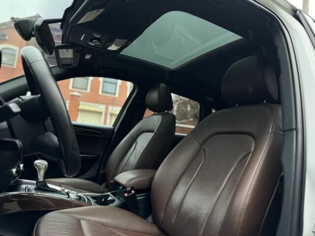 Білий Ауді Ку 5, об'ємом двигуна 2 л та пробігом 169 тис. км за 14800 $, фото 15 на Automoto.ua