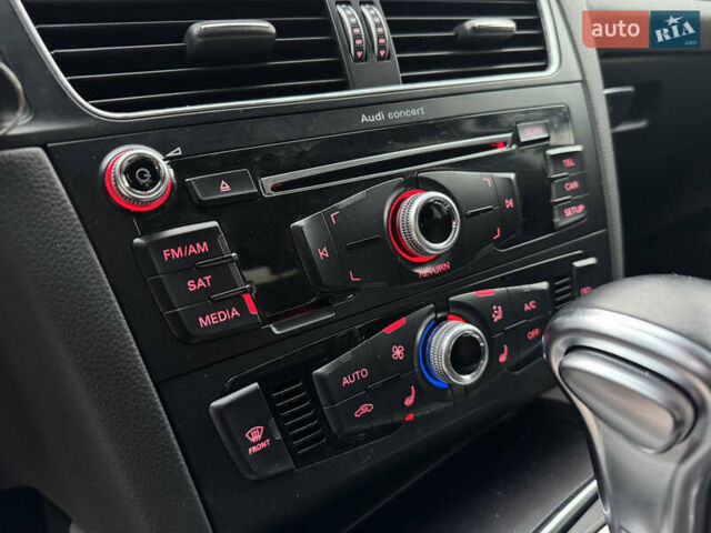 Белый Ауди Ку 5, объемом двигателя 2 л и пробегом 129 тыс. км за 15450 $, фото 51 на Automoto.ua