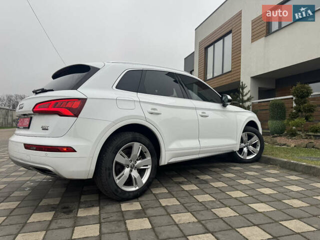 Білий Ауді Ку 5, об'ємом двигуна 2 л та пробігом 185 тис. км за 20990 $, фото 19 на Automoto.ua