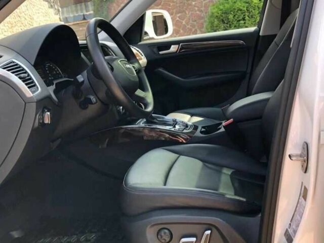 Белый Ауди Ку 5, объемом двигателя 2 л и пробегом 101 тыс. км за 10700 $, фото 7 на Automoto.ua