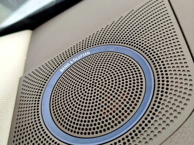 Білий Ауді Ку 5, об'ємом двигуна 3 л та пробігом 220 тис. км за 17999 $, фото 6 на Automoto.ua