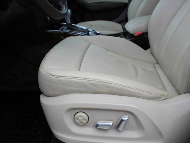 Білий Ауді Ку 5, об'ємом двигуна 2 л та пробігом 150 тис. км за 16900 $, фото 9 на Automoto.ua