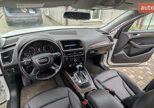 Белый Ауди Ку 5, объемом двигателя 1.98 л и пробегом 233 тыс. км за 15399 $, фото 14 на Automoto.ua