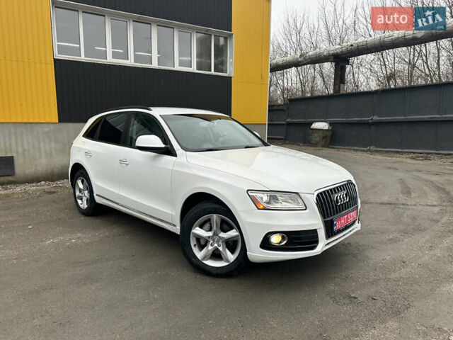 Белый Ауди Ку 5, объемом двигателя 2 л и пробегом 130 тыс. км за 17500 $, фото 3 на Automoto.ua