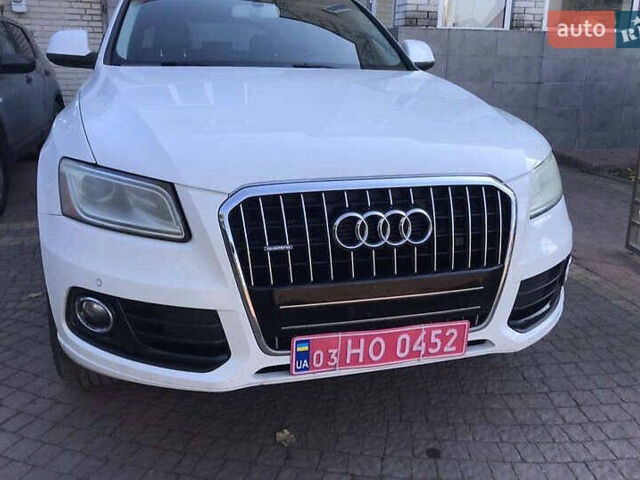 Белый Ауди Ку 5, объемом двигателя 1.98 л и пробегом 165 тыс. км за 12500 $, фото 4 на Automoto.ua