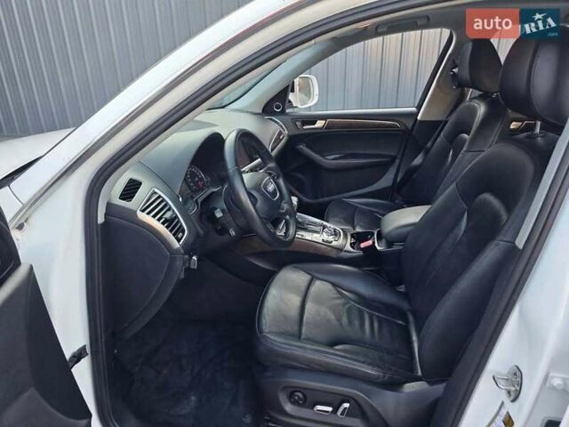 Белый Ауди Ку 5, объемом двигателя 1.98 л и пробегом 222 тыс. км за 9500 $, фото 8 на Automoto.ua