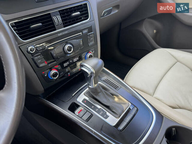 Белый Ауди Ку 5, объемом двигателя 1.98 л и пробегом 175 тыс. км за 17100 $, фото 21 на Automoto.ua