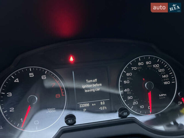 Белый Ауди Ку 5, объемом двигателя 2 л и пробегом 233 тыс. км за 15500 $, фото 23 на Automoto.ua