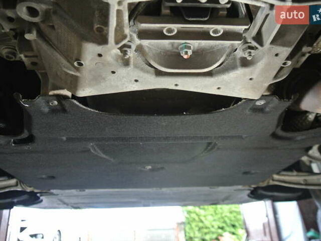 Белый Ауди Ку 5, объемом двигателя 1.98 л и пробегом 146 тыс. км за 17900 $, фото 111 на Automoto.ua